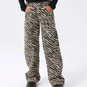 alt__Name_It_KidsBottomsBroek_Black_Zebra__width__218__height__218_